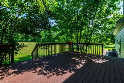 1807 Smith Kramer Street NE, Hartville, OH 44632 - Photo 11