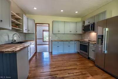 1807 Smith Kramer Street NE, Hartville, OH 44632 - Photo 21