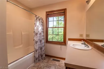 1807 Smith Kramer Street NE, Hartville, OH 44632 - Photo 37
