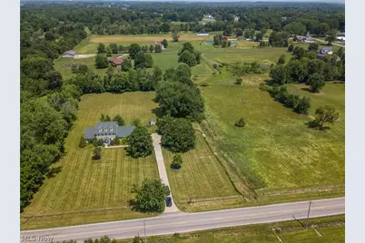 1807 Smith Kramer Street NE, Hartville, OH 44632 - Photo 41