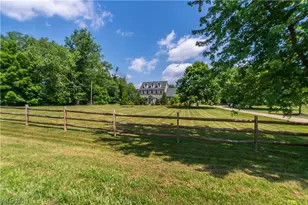1807 Smith Kramer St NE, Hartville, OH 44632 - Photo 5