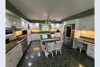 16592 Davis Drive, East Liverpool, OH 43920 - Photo 13