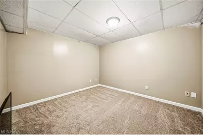 2854 Berne Street, Akron, OH 44312 - Photo 25