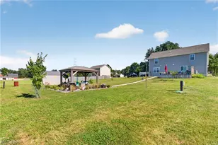 48600 Middle Ridge Rd, Amherst, OH 44001 - Photo 17