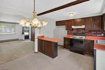 6500 Rosebelle Avenue, North Ridgeville, OH 44039 - Photo 9