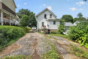 357 W 5th St, Salem, OH 44460 - Photo 7