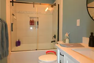 1025 Jackson St, Vermilion, OH 44089 - Photo 9