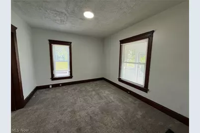 42 Paris Avenue, Akron, OH 44301 - Photo 5
