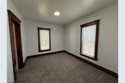42 Paris Avenue, Akron, OH 44301 - Photo 7