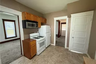 42 Paris Ave, Akron, OH 44301 - Photo 3