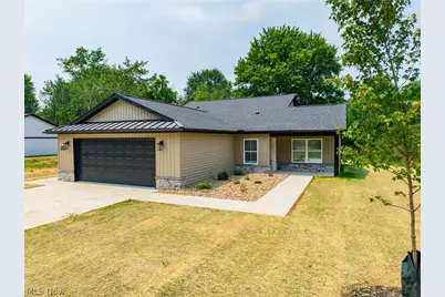 1895 Candell Avenue SW, Massillon, OH 44646 - Photo 1
