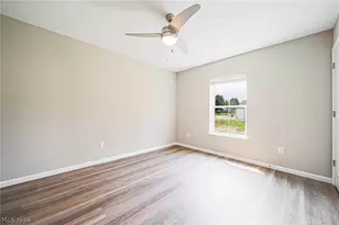 1895 Candell Ave SW, Massillon, OH 44646 - Photo 17