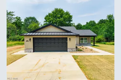 1895 Candell Avenue SW, Massillon, OH 44646 - Photo 3