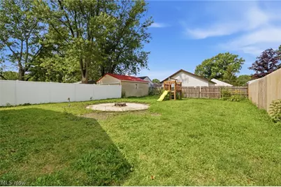 715 S Logan Street, Elyria, OH 44035 - Photo 17