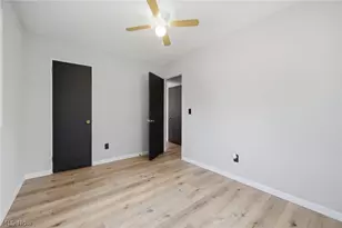 715 S Logan St, Elyria, OH 44035 - Photo 15
