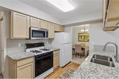 951 E Kensington Lane #8C, Streetsboro, OH 44241 - Photo 7