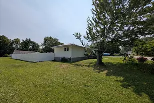 17383 Afton Ave, Lake Milton, OH 44429 - Photo 39