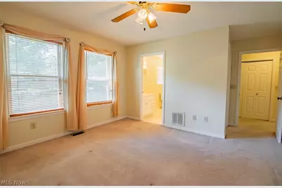 318 Greenwood Drive, Williamstown, WV 26187 - Photo 25