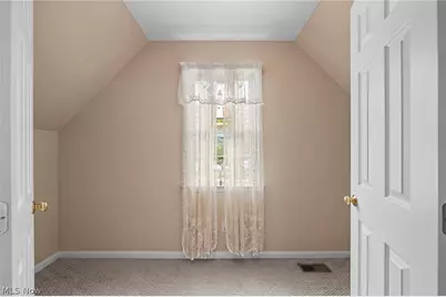 5112 E Lake Road, Sheffield Lake, OH 44054 - Photo 21