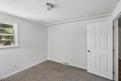 1332 Cloverfield Avenue, Dayton, OH 45429 - Photo 17