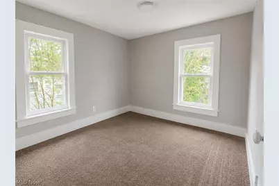 720 Florida Avenue, Lakemore, OH 44314 - Photo 5