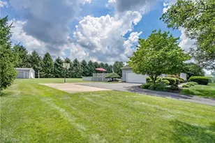 3810 Linda Way, New Waterford, OH 44445 - Photo 31