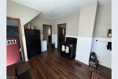 537 E 118th Street, Loveland, OH 44108 - Photo 9