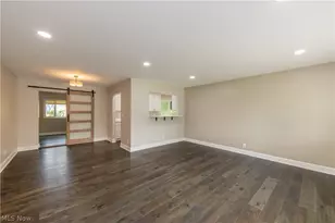 33 Oviatt Dr, Northfield, OH 44067 - Photo 3