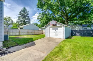 1930 18th St, Cuyahoga Falls, OH 44223 - Photo 27