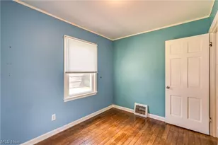 1930 18th St, Cuyahoga Falls, OH 44223 - Photo 15
