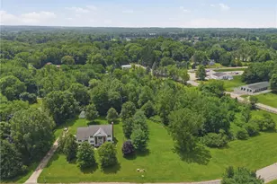 2390 Auberry Dr, Green, OH 44312 - Photo 1