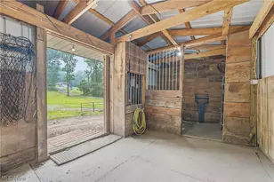 10050 Forty Cors St NW, Massillon, OH 44647 - Photo 37