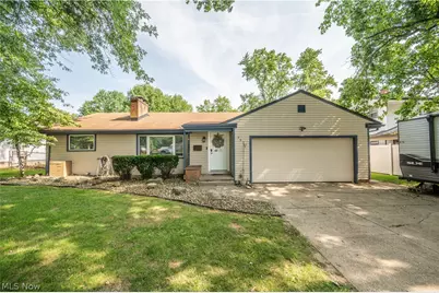 3832 Edinburgh Drive, Austintown, OH 44511 - Photo 1
