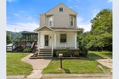 67662 Broadway Avenue, Bridgeport, OH 43912 - Photo 1