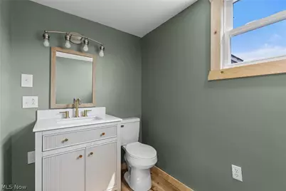 67662 Broadway Avenue, Bridgeport, OH 43912 - Photo 17