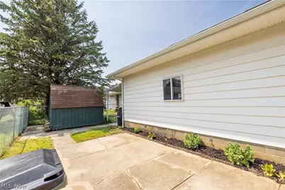 3130 Charles Street, Cuyahoga Falls, OH 44221 - Photo 45
