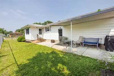 3130 Charles Street, Cuyahoga Falls, OH 44221 - Photo 41