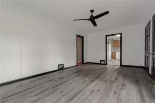 7987 Euclid Chardon Rd, Kirtland, OH 44094 - Photo 15