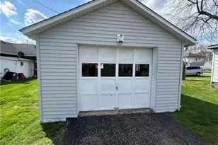 839 Orange St, Coshocton, OH 43812 - Photo 5