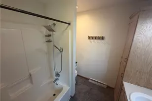 1016 Thomas Dr SW, New Philadelphia, OH 44663 - Photo 17