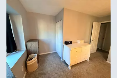 999 Renninger Road, Akron, OH 44319 - Photo 11