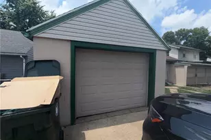 818 Halter Ct NW, Canton, OH 44708 - Photo 7