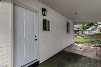 511 W Vine Street, Martins Ferry, OH 43935 - Photo 33