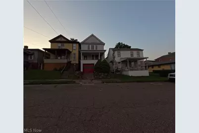 511 W Vine Street, Martins Ferry, OH 43935 - Photo 1