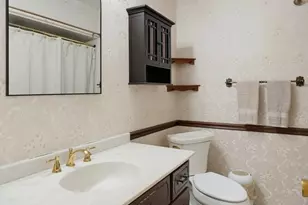 759 E Meadowlawn Blvd, Green Hills, OH 44131 - Photo 17