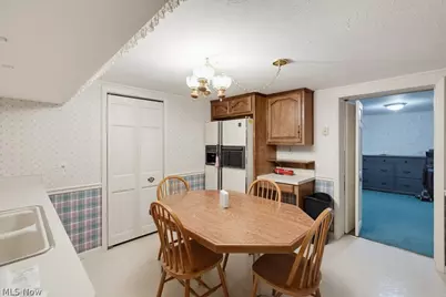759 E Meadowlawn Boulevard, Green Hills, OH 44131 - Photo 29