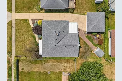 759 E Meadowlawn Boulevard, Green Hills, OH 44131 - Photo 37