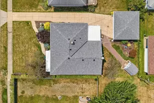 759 E Meadowlawn Blvd, Green Hills, OH 44131 - Photo 37