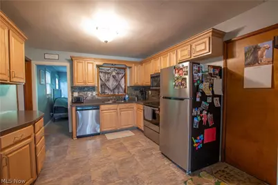 1757 Pleasant Valley Road NE, New Philadelphia, OH 44663 - Photo 19