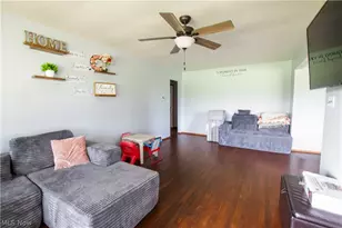 1757 Pleasant Valley Rd NE, New Philadelphia, OH 44663 - Photo 15